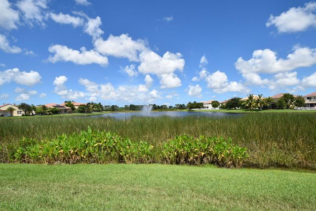 9917 Cobblestone Creek Drive, Boynton Beach, FL 33472