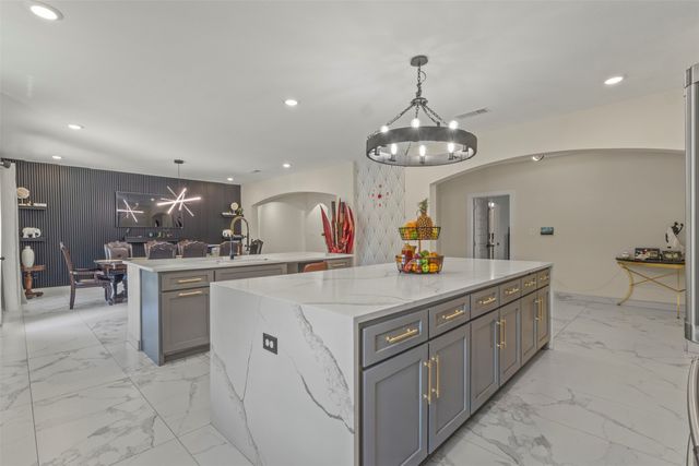 11101 Leeper Drive, Balch Springs, TX 75180