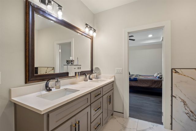 11101 Leeper Drive, Balch Springs, TX 75180