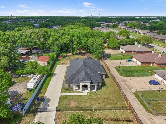 11101 Leeper Drive, Balch Springs, TX 75180