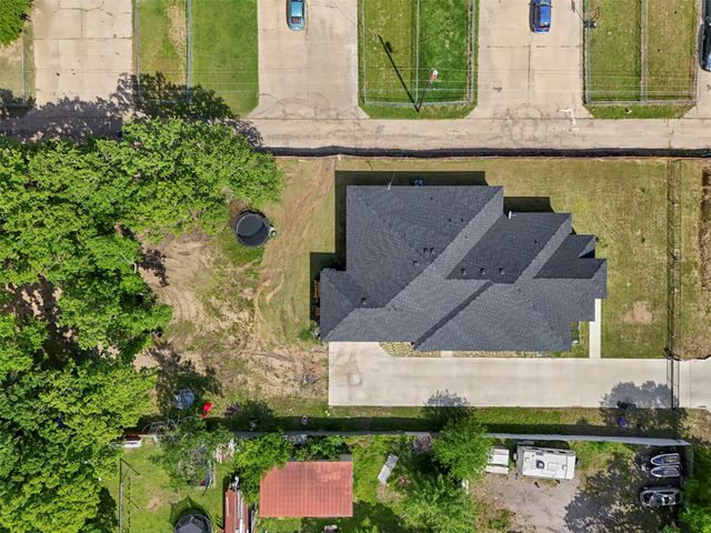 11101 Leeper Drive, Balch Springs, TX 75180