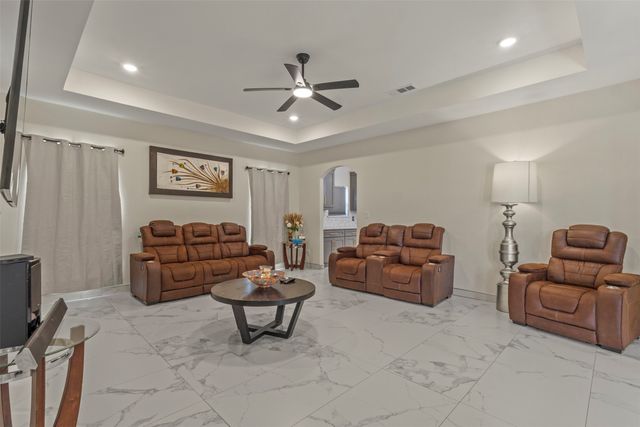 11101 Leeper Drive, Balch Springs, TX 75180