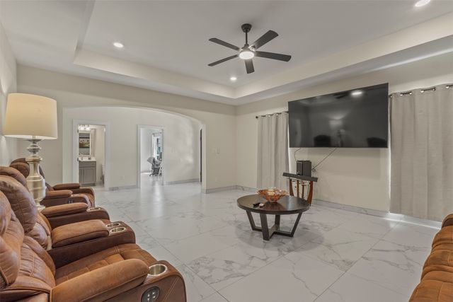 11101 Leeper Drive, Balch Springs, TX 75180