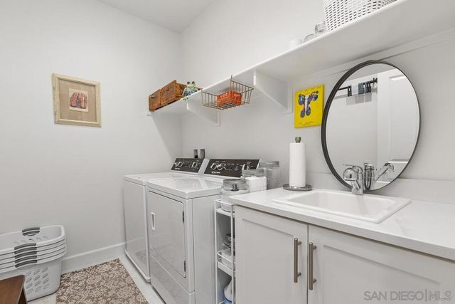 877 Woodhaven Rd, San Marcos, CA 92069