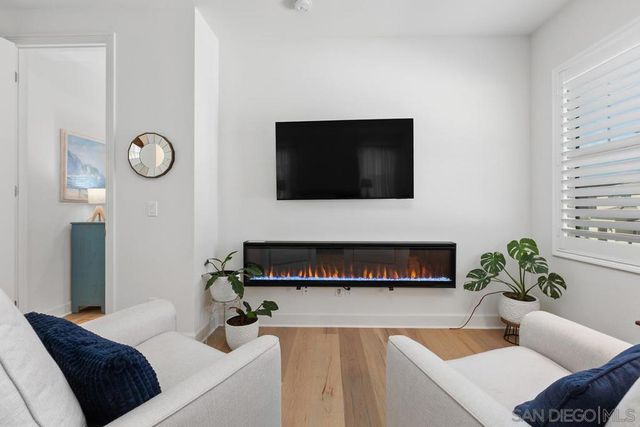 877 Woodhaven Rd, San Marcos, CA 92069