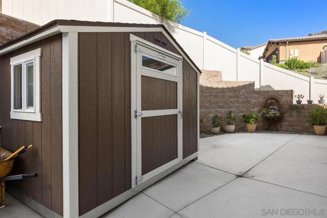 877 Woodhaven Rd, San Marcos, CA 92069