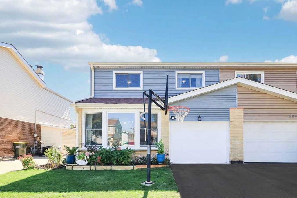 9041 W Oaks Avenue, Des Plaines, IL 60016 — exterior