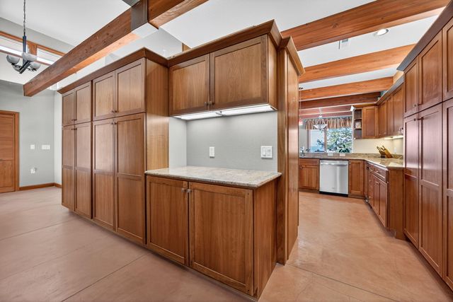 615 Tumbleweed Trail, Jacksonville, OR 97530