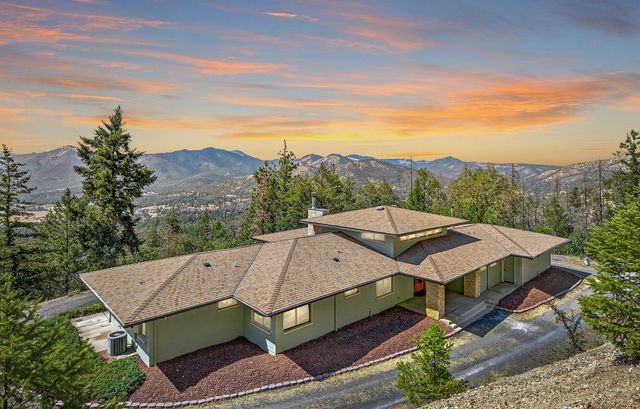 615 Tumbleweed Trail, Jacksonville, OR 97530