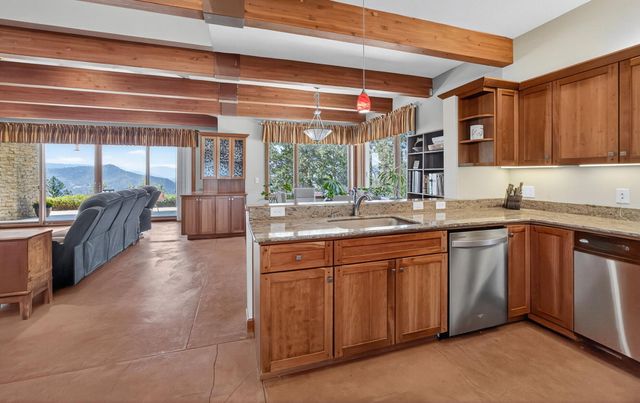 615 Tumbleweed Trail, Jacksonville, OR 97530