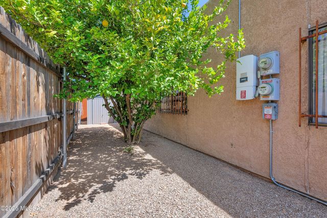 4026 E Whitman Street, Tucson, AZ 85711