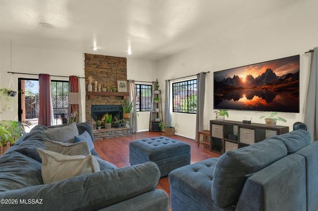 4026 E Whitman Street, Tucson, AZ 85711