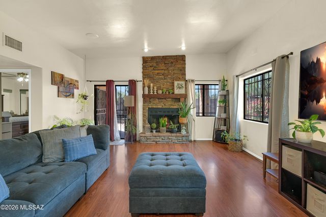 4026 E Whitman Street, Tucson, AZ 85711