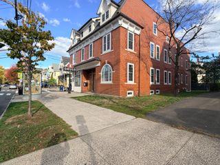 765 ORANGE Street 1, New Haven, CT 06511