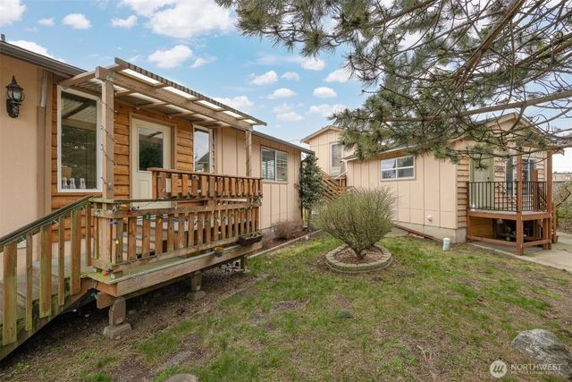 5698 2nd Avenue, Ferndale, WA 98248