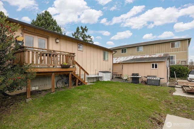 5698 2nd Avenue, Ferndale, WA 98248