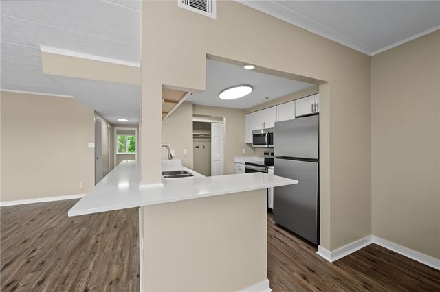 1116 Eagle Feather Circle, West Carrollton, OH 45449