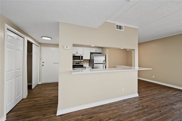 1116 Eagle Feather Circle, West Carrollton, OH 45449