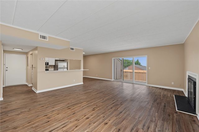 1116 Eagle Feather Circle, West Carrollton, OH 45449