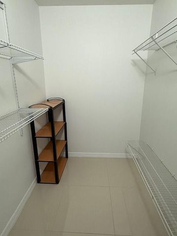 9660 Sunrise Lakes Boulevard 306, Sunrise, FL 33322