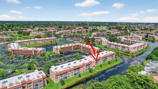 9660 Sunrise Lakes Boulevard 306, Sunrise, FL 33322