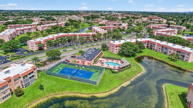 9660 Sunrise Lakes Boulevard 306, Sunrise, FL 33322