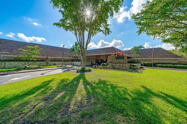 9660 Sunrise Lakes Boulevard 306, Sunrise, FL 33322