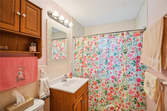 130 North Park Drive, Greece, NY 14612