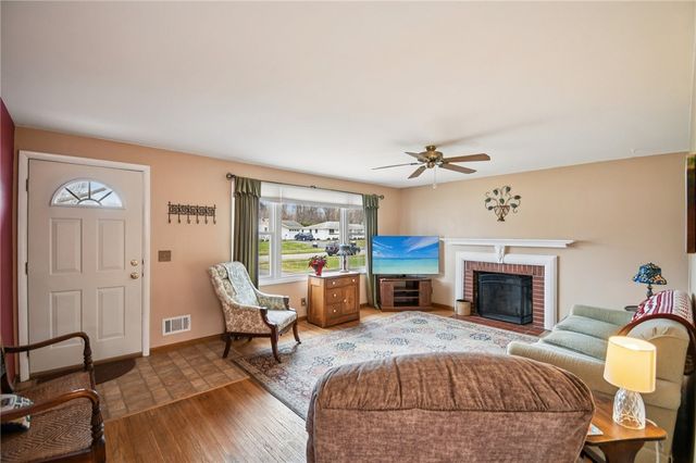 130 North Park Drive, Greece, NY 14612