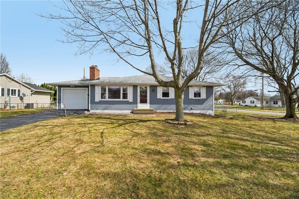 130 North Park Drive, Greece, NY 14612