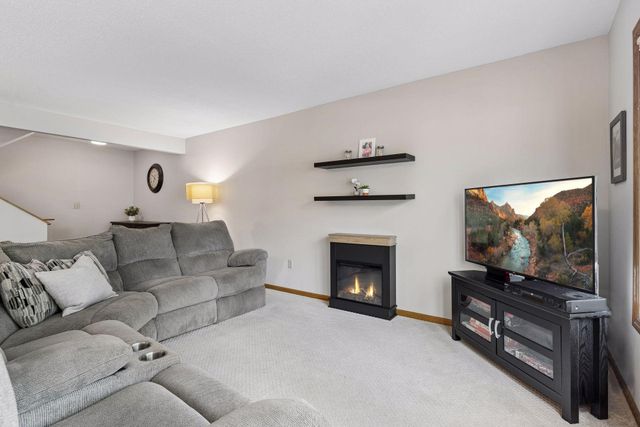 3240 Old Highway 8, Saint Anthony, MN 55418