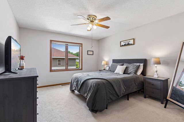 3240 Old Highway 8, Saint Anthony, MN 55418