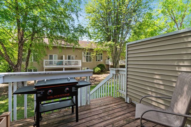 3240 Old Highway 8, Saint Anthony, MN 55418