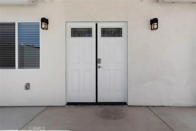 8209 Bellingham Ave, North Hollywood, CA 91605