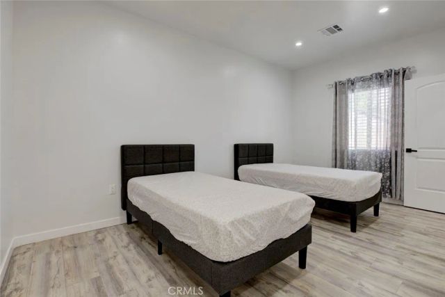 8209 Bellingham Ave, North Hollywood, CA 91605