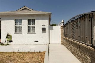 8209 Bellingham Ave, North Hollywood, CA 91605