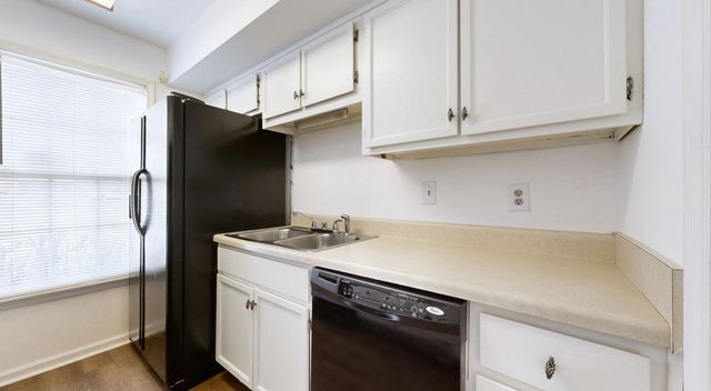 426 Westfield Dr, Nashville, TN 37221