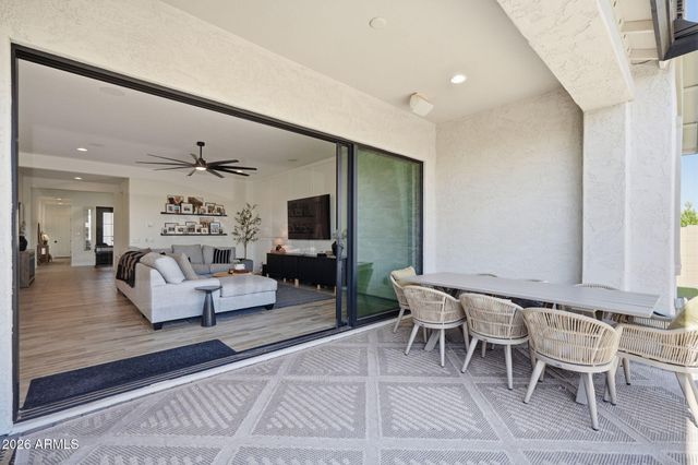 5841 E SANFORD Street, Mesa, AZ 85215