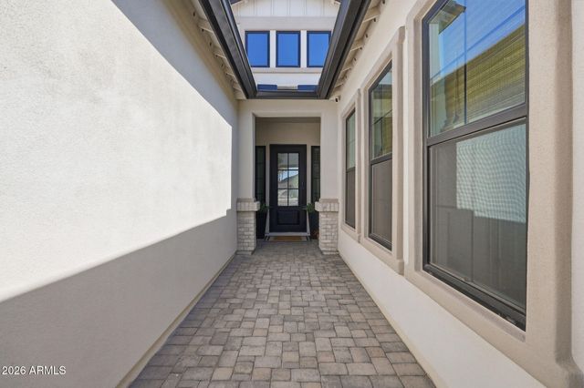 5841 E SANFORD Street, Mesa, AZ 85215