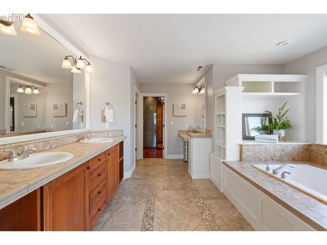 5113 Nw 145TH St, Vancouver, WA 98685