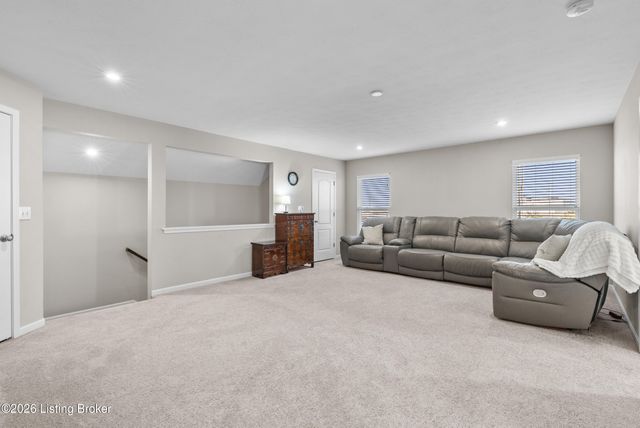 133 Harvest Pt Way, Mt Washington, KY 40047