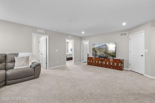 133 Harvest Pt Way, Mt Washington, KY 40047