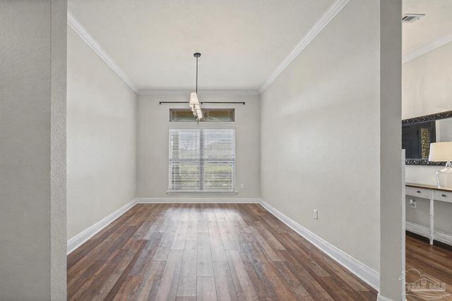 6019 Chester Dr, Pensacola, FL 32526