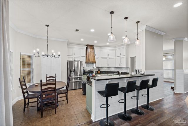 6019 Chester Dr, Pensacola, FL 32526