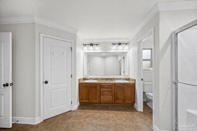 6019 Chester Dr, Pensacola, FL 32526