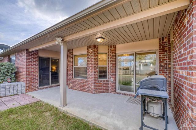 6019 Chester Dr, Pensacola, FL 32526