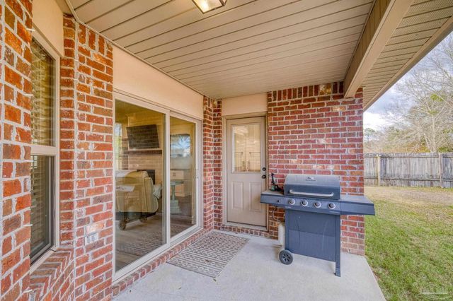 6019 Chester Dr, Pensacola, FL 32526