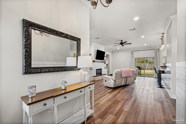 6019 Chester Dr, Pensacola, FL 32526