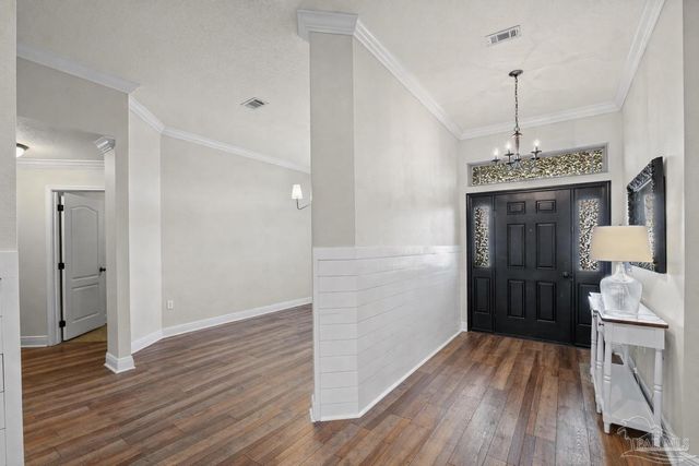 6019 Chester Dr, Pensacola, FL 32526