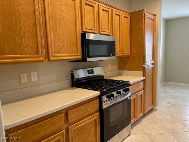 1604 Wellington Springs Avenue, Henderson, NV 89052